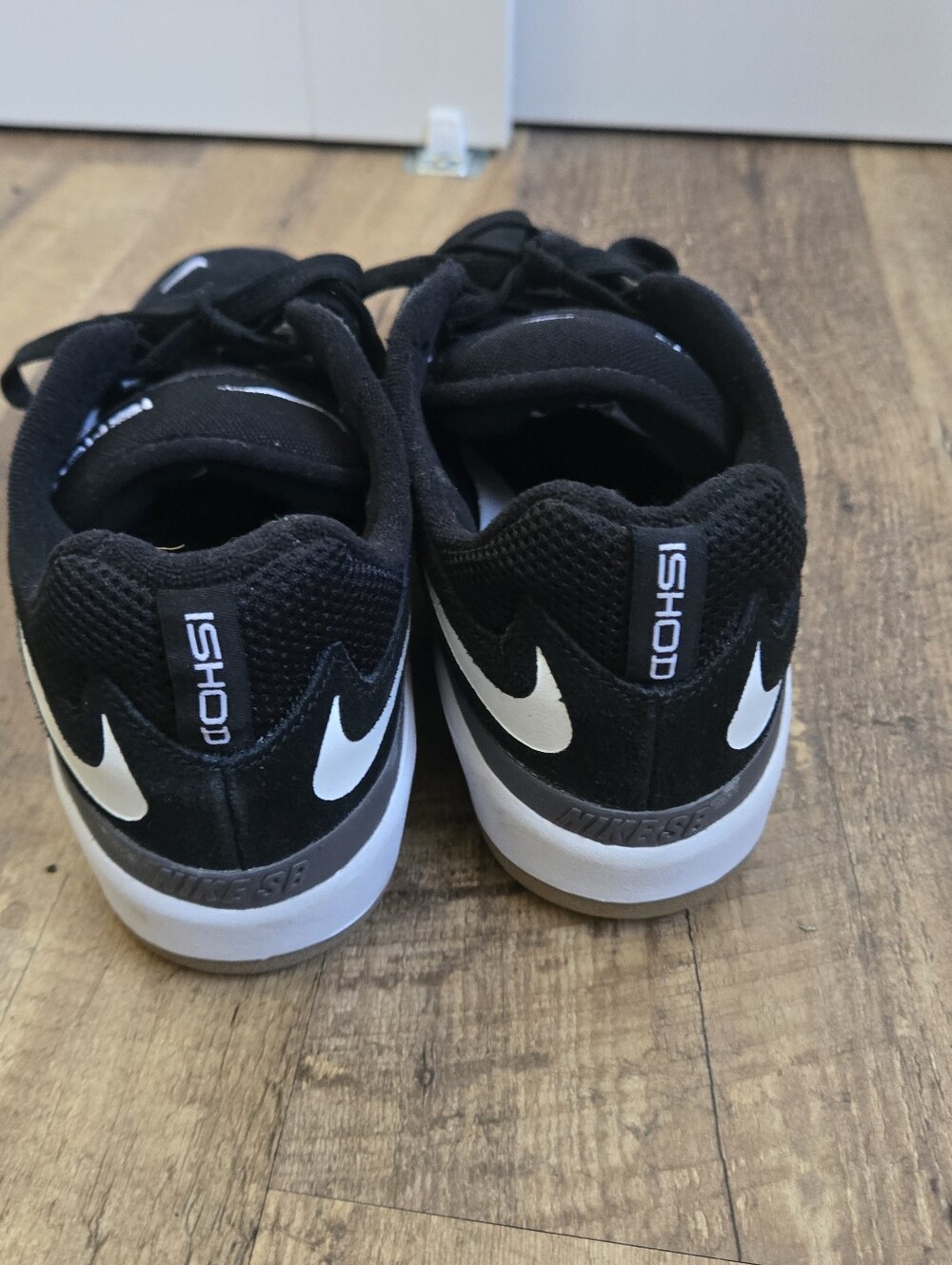 Nike Sb Ishod Wair Mens Size 6 Black And White Sneakers - Picture 3 of 12